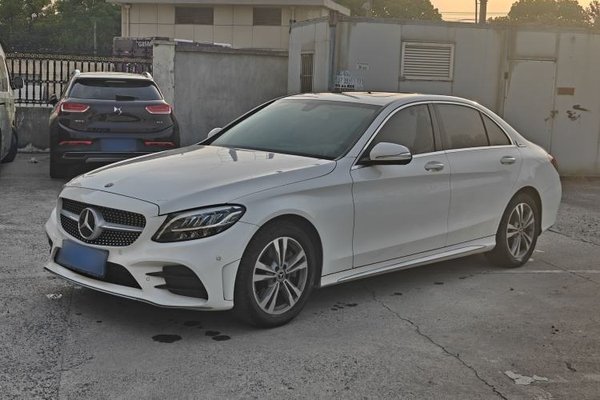 Mercedes-Benz C-Class · 2019 год