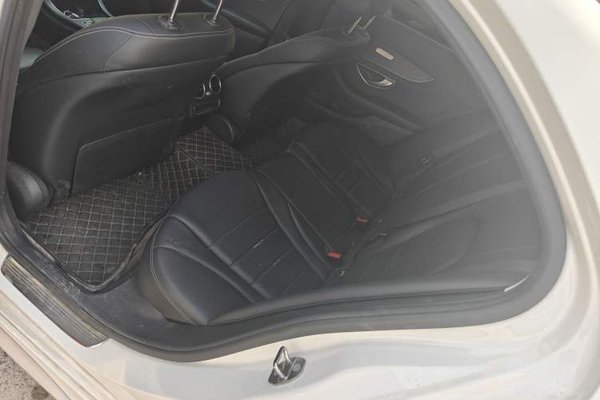 Mercedes-Benz C-Class 2019, 28200 км, за 17881 USD - фото 10