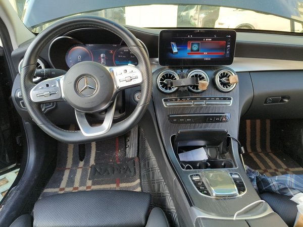 Mercedes-Benz C-Class 2020, 71200 км, за 21578 USD - фото 10