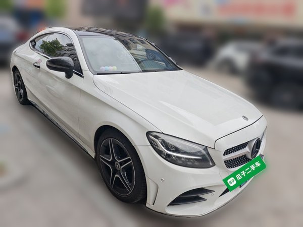 Mercedes-Benz C-Class 2020, 106000 км, за 19767 USD