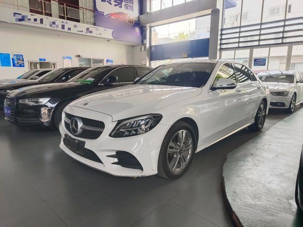 Mercedes-Benz C-Class · 2020 год