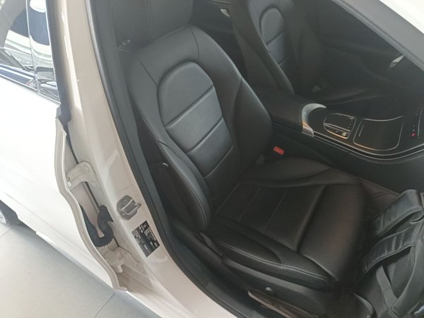 Mercedes-Benz C-Class 2020, 54100 км, за 22548 USD - фото 23