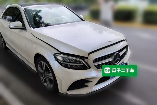 Mercedes-Benz C-Class 2020, 73300 км, за 20839 USD