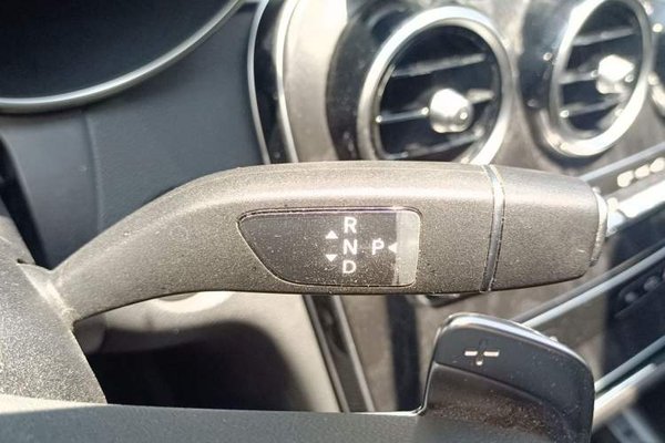 Mercedes-Benz C-Class 2020, 74500 км, за 19090 USD - фото 9