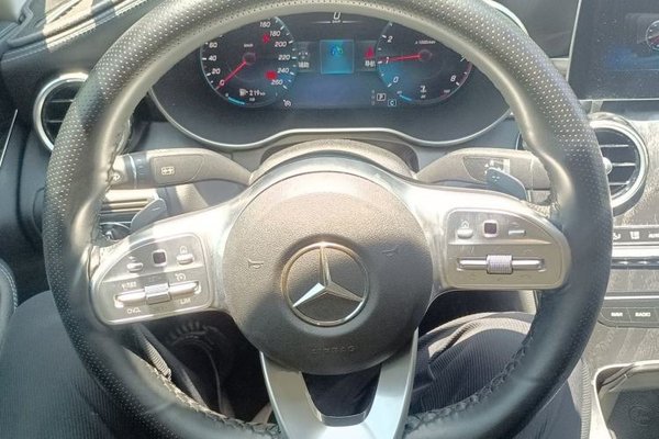 Mercedes-Benz C-Class 2020, 74500 км, за 19090 USD