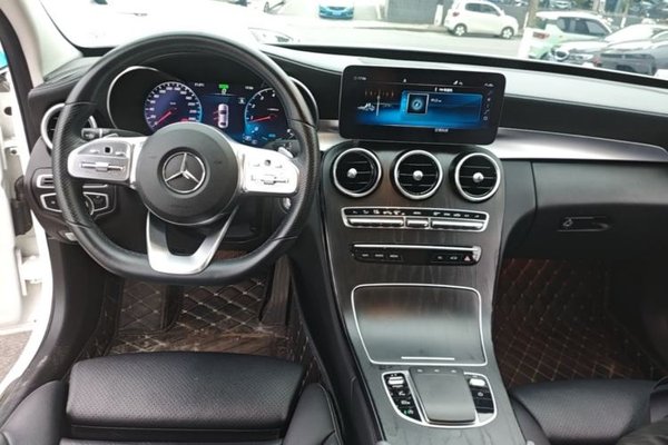 Mercedes-Benz C-Class 2020, 83000 км, за 21367 USD - фото 13