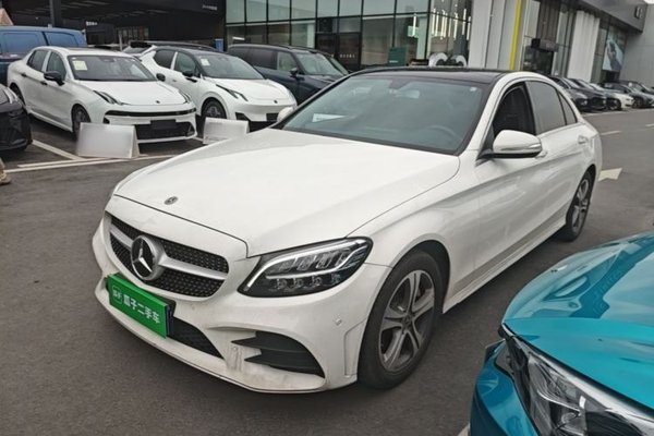 Mercedes-Benz C-Class · 2020 год
