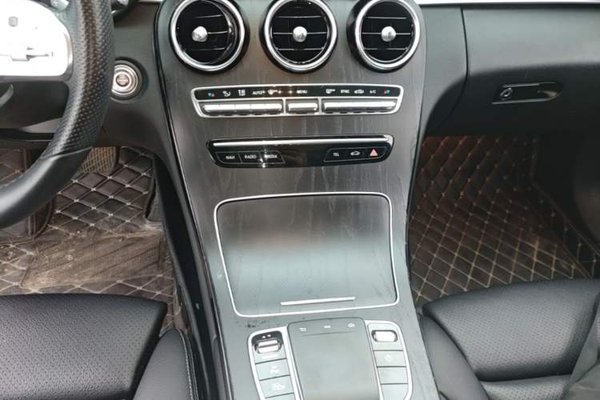Mercedes-Benz C-Class 2020, 83000 км, за 21367 USD - фото 17