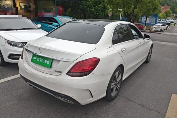 Mercedes-Benz C-Class 2020, 83000 км, за 21367 USD - фото 6