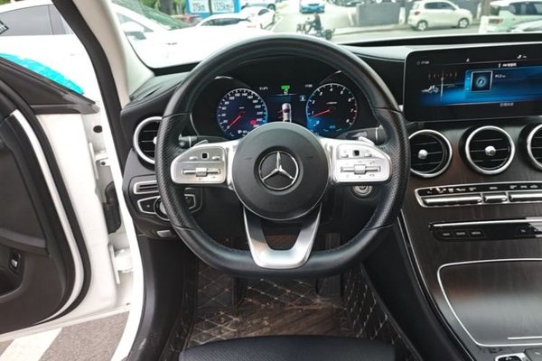Mercedes-Benz C-Class 2020, 83000 км, за 21367 USD - фото 14