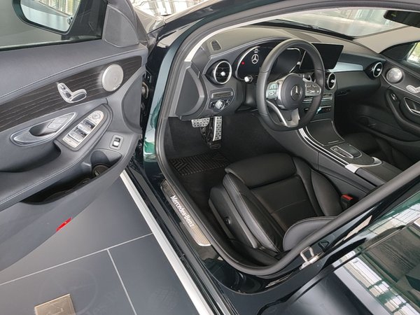 Mercedes-Benz C-Class 2021, 54800 км, за 21791 USD - фото 19