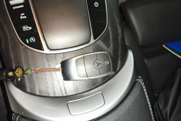 Mercedes-Benz C-Class 2021, 77300 км, за 23177 USD