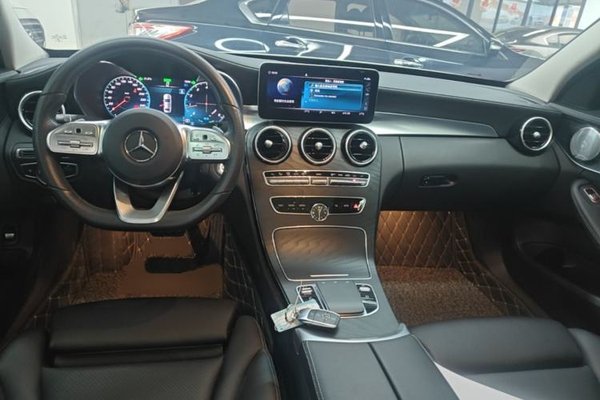 Mercedes-Benz C-Class 2021, 30400 км, за 26079 USD - фото 13