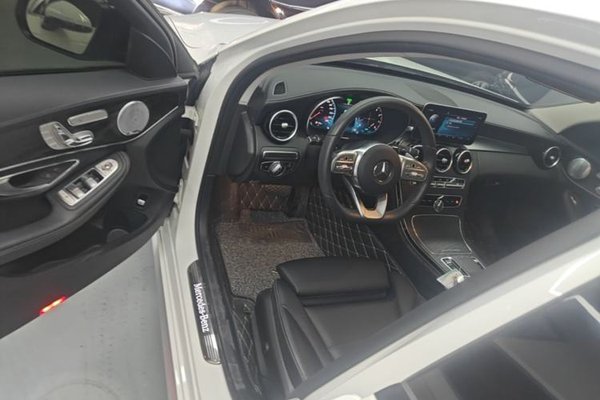 Mercedes-Benz C-Class 2021, 30400 км, за 26079 USD - фото 19
