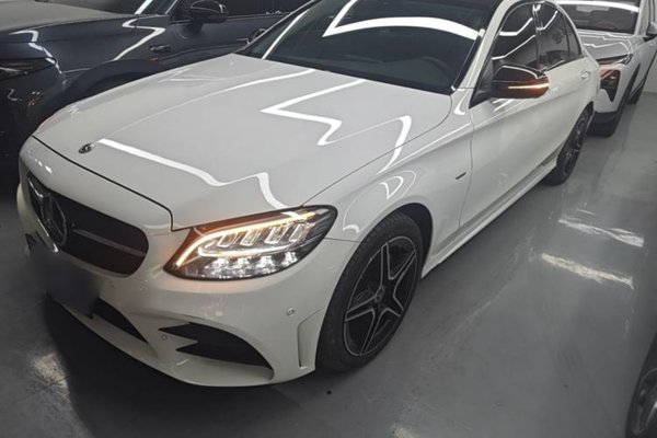 Mercedes-Benz C-Class · 2021 год