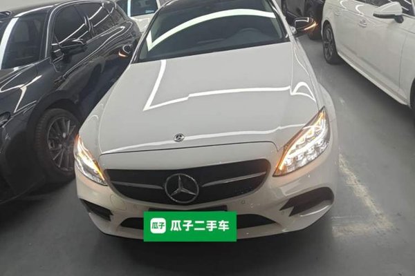 Mercedes-Benz C-Class 2021, 30400 км, за 26079 USD