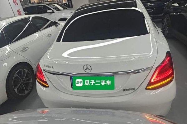 Mercedes-Benz C-Class 2021, 30400 км, за 26079 USD