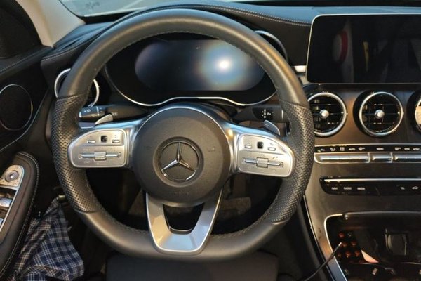 Mercedes-Benz C-Class 2021, 40100 км, за 18216 USD - фото 11