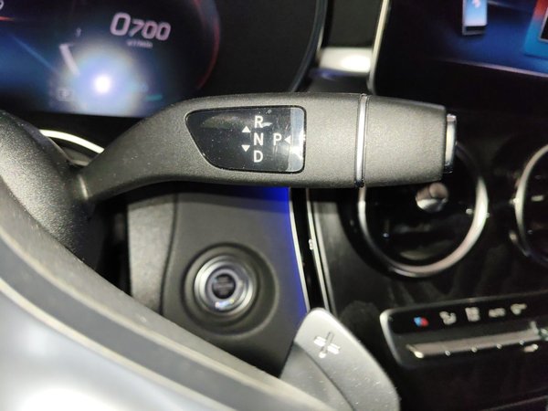 Mercedes-Benz C-Class 2021, 54000 км, за 21419 USD - фото 15