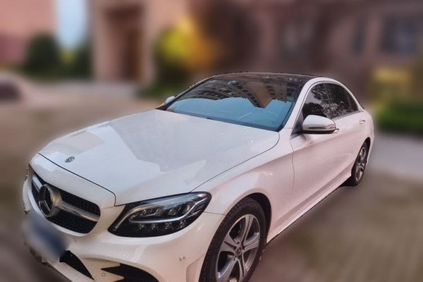 Mercedes-Benz C-Class · 2021 год