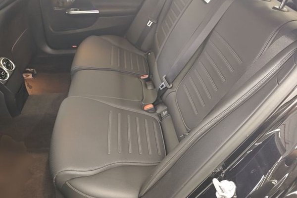 Mercedes-Benz C-Class 2022, 33200 км, за 26225 USD - фото 20