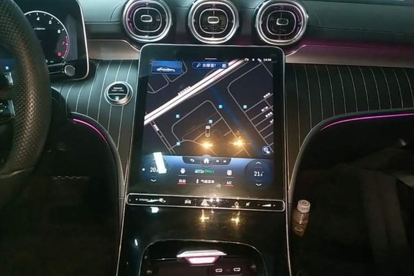 Mercedes-Benz C-Class 2022, 70100 км, за 26358 USD - фото 16