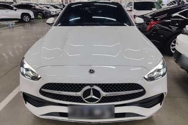 Mercedes-Benz C-Class 2022, 27100 км, за 29599 USD