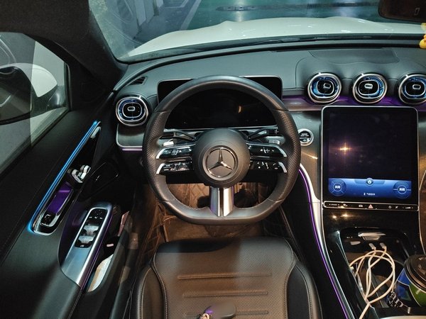Mercedes-Benz C-Class 2022, 33300 км, за 27390 USD - фото 19