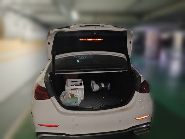 Mercedes-Benz C-Class 2022, 33300 км, за 27390 USD - фото 9