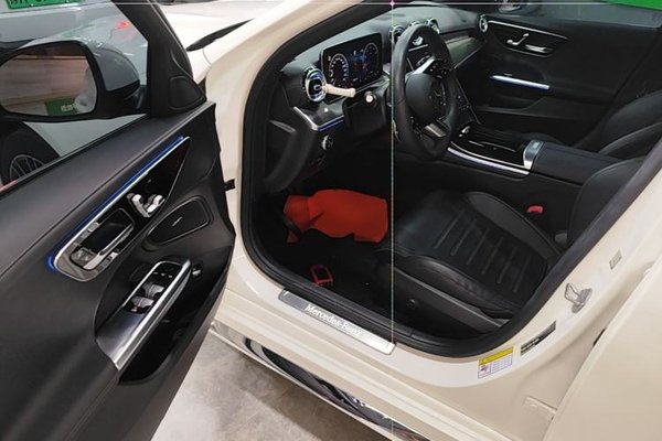 Mercedes-Benz C-Class 2022, за 28283 USD - фото 24