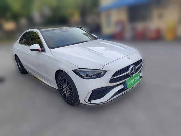 Mercedes-Benz C-Class 2022, 49600 км, за 28621 USD