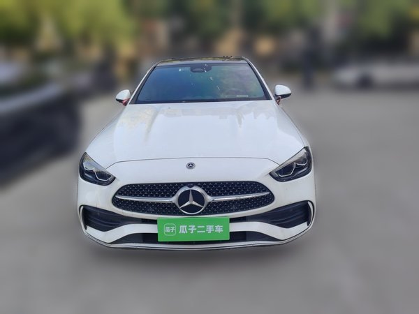 Mercedes-Benz C-Class 2022, 49600 км, за 28621 USD