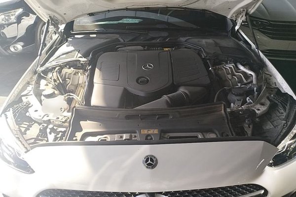 Mercedes-Benz C-Class 2022, 86400 км, за 28110 USD - фото 24