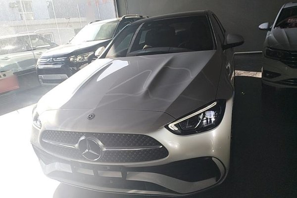 Mercedes-Benz C-Class 2022, 86400 км, за 28110 USD