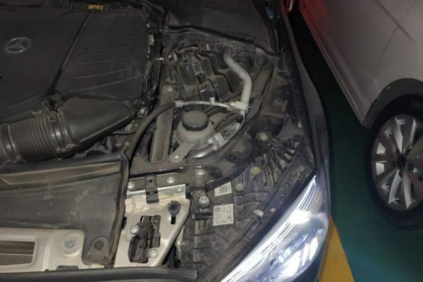 Mercedes-Benz C-Class 2023, 40000 км, за 27132 USD - фото 26