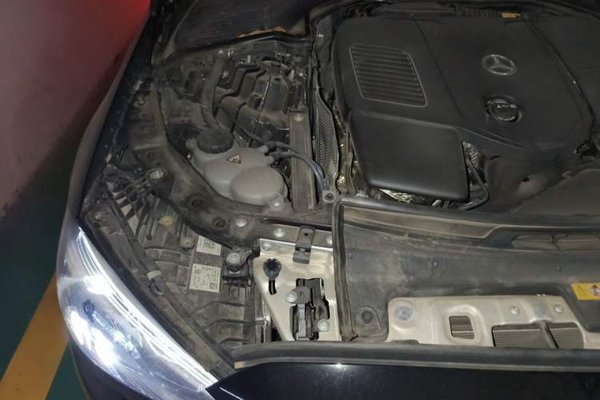 Mercedes-Benz C-Class 2023, 40000 км, за 27132 USD - фото 27