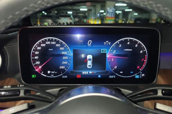 Mercedes-Benz C-Class 2023, 40000 км, за 27132 USD - фото 15