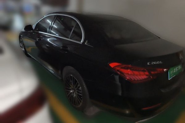 Mercedes-Benz C-Class 2023, 40000 км, за 27132 USD - фото 8