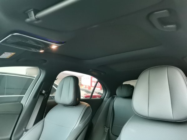 Mercedes-Benz C-Class 2023, 72700 км, за 29442 USD - фото 21