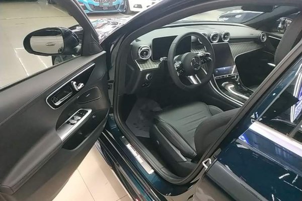Mercedes-Benz C-Class 2023, 23000 км, за 31892 USD - фото 24