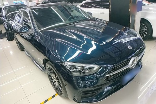 Mercedes-Benz C-Class 2023, 23000 км, за 31892 USD