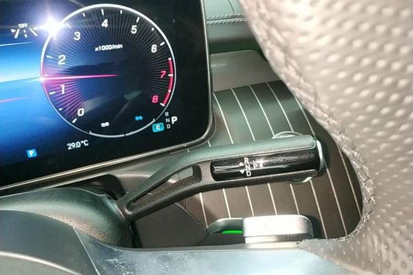 Mercedes-Benz C-Class 2023, 23000 км, за 31892 USD - фото 22