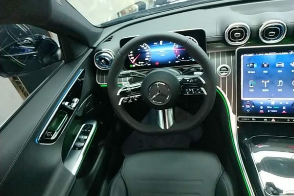 Mercedes-Benz C-Class 2023, 23000 км, за 31892 USD - фото 19