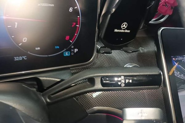 Mercedes-Benz C-Class 2023, 26700 км, за 29871 USD - фото 21