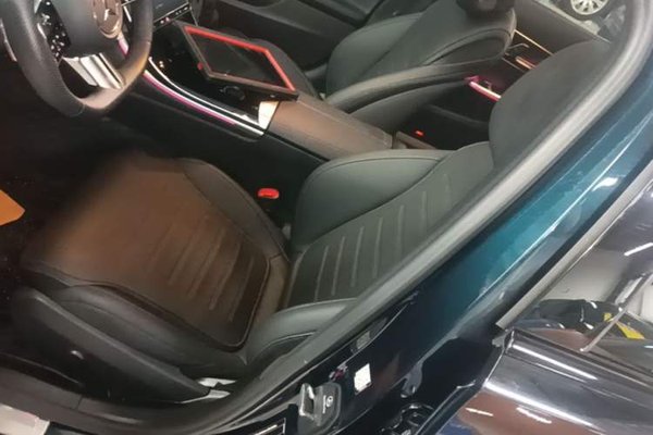 Mercedes-Benz C-Class 2023, 26700 км, за 29871 USD - фото 22