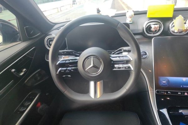 Mercedes-Benz C-Class 2023, 17300 км, за 34034 USD - фото 11