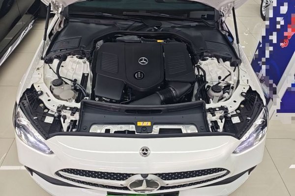 Mercedes-Benz C-Class 2023, 18200 км, за 28816 USD - фото 24