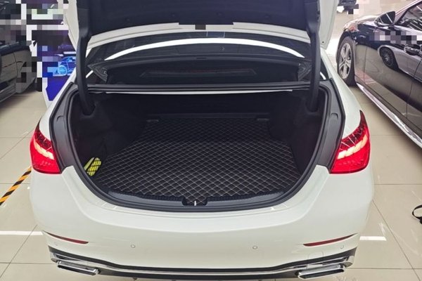 Mercedes-Benz C-Class 2023, 18200 км, за 28816 USD - фото 22