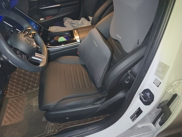 Mercedes-Benz C-Class 2023, 34100 км, за 28959 USD - фото 10