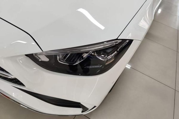 Mercedes-Benz C-Class 2023, 35200 км, за 32265 USD - фото 8